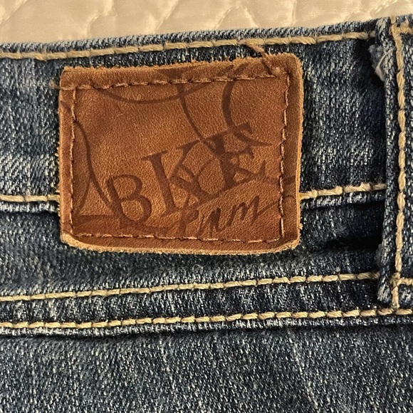BKE Madison Boot Cut Jeans Women’s Size 27 - Picture 4 of 12